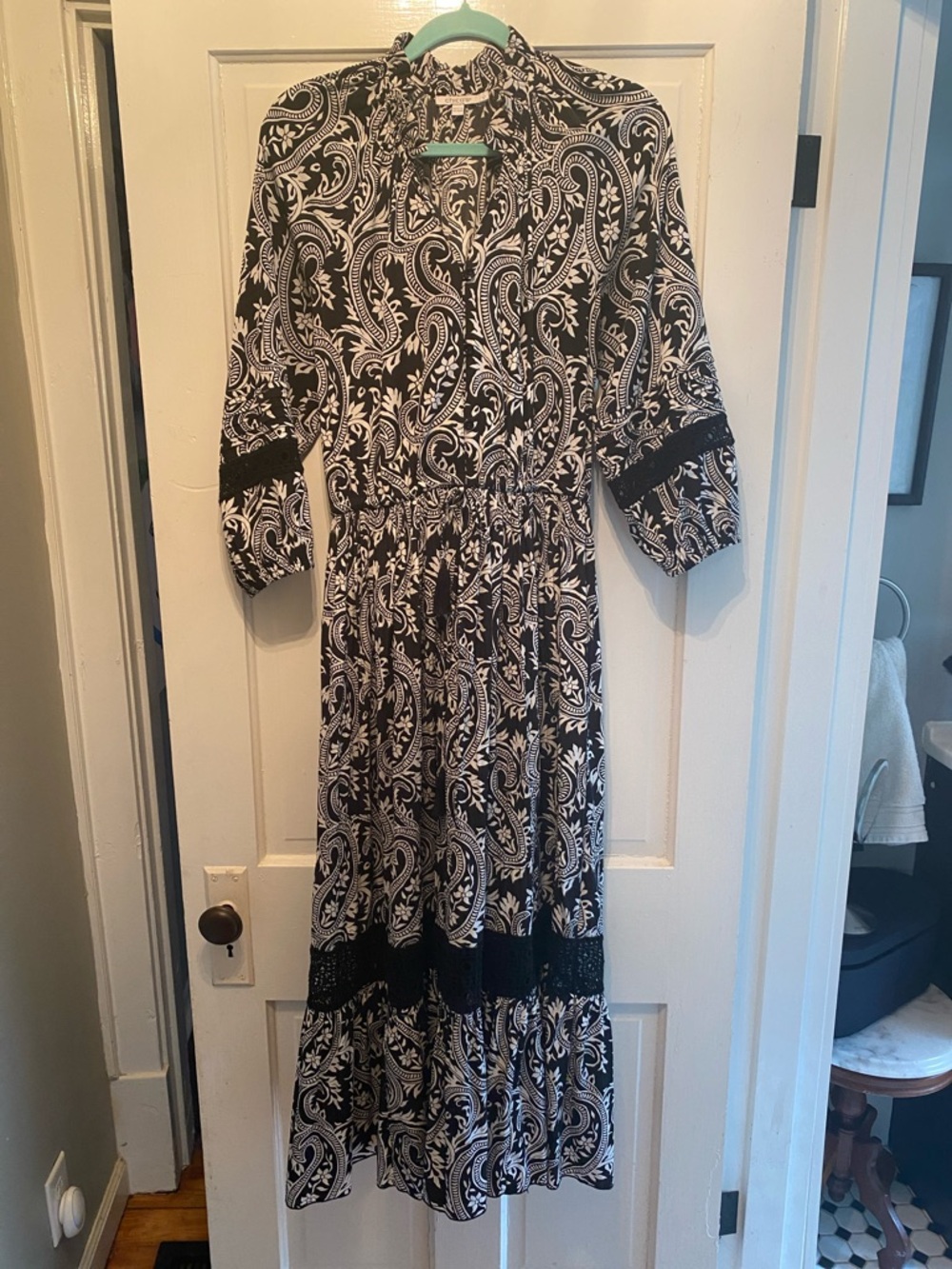 Chico’s Black and White Paisley Long Sleeve Maxi Dress